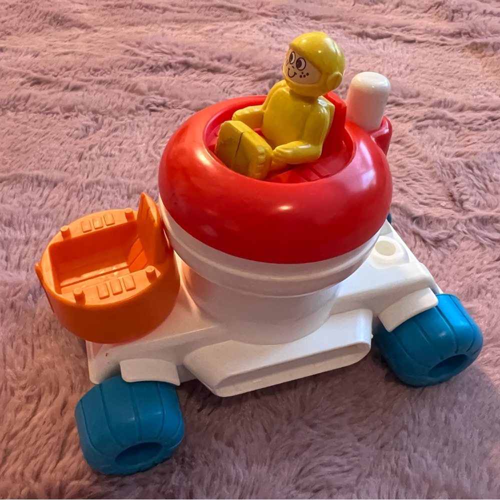 VINTAGE Tomy Small Stuff Space Shuttle 80s astronaut - Picture 5 of 17
